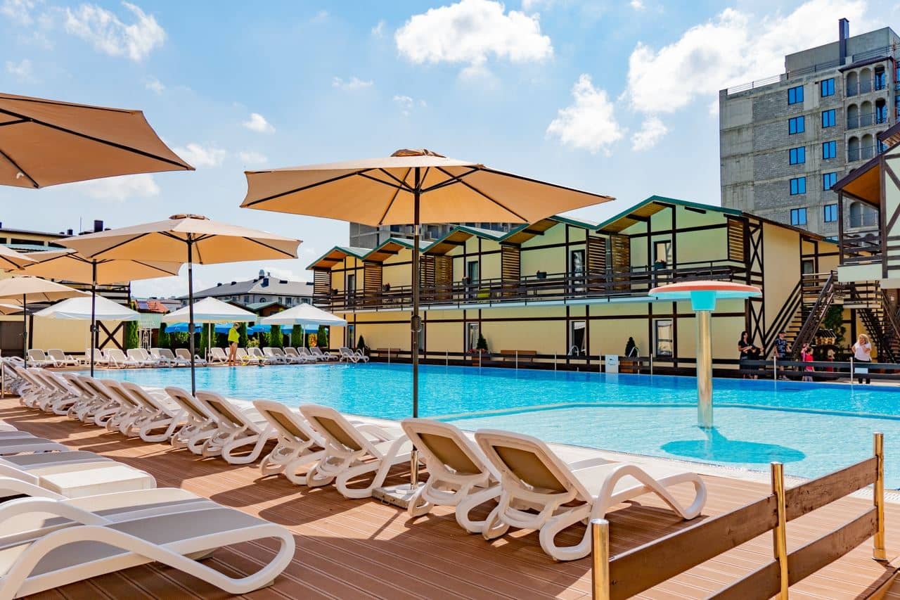 pools-outdoor-pool
