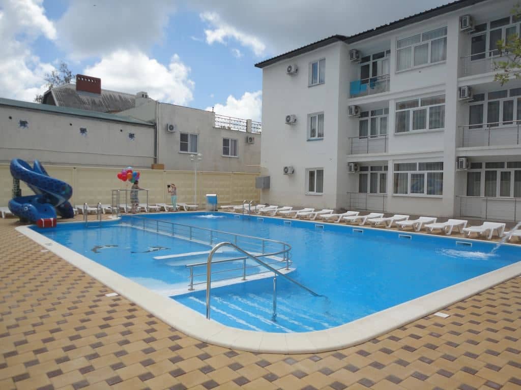 pools-outdoor-pool