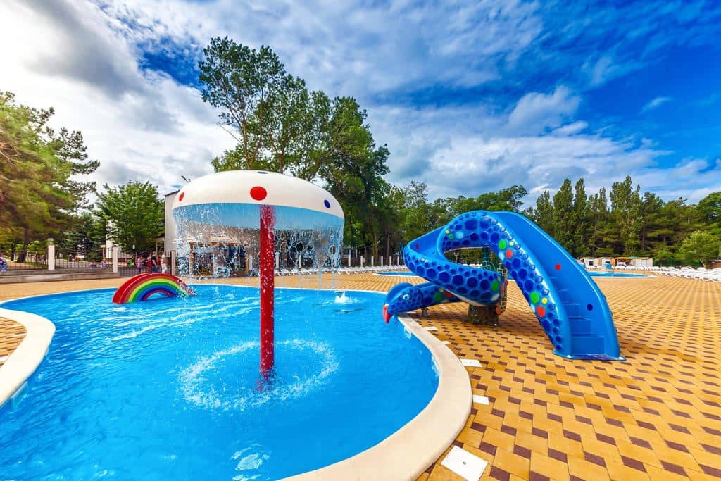 pools-outdoor-pool