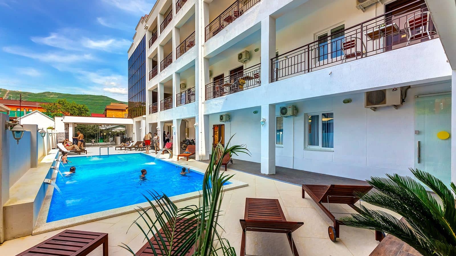 pools-outdoor-pool
