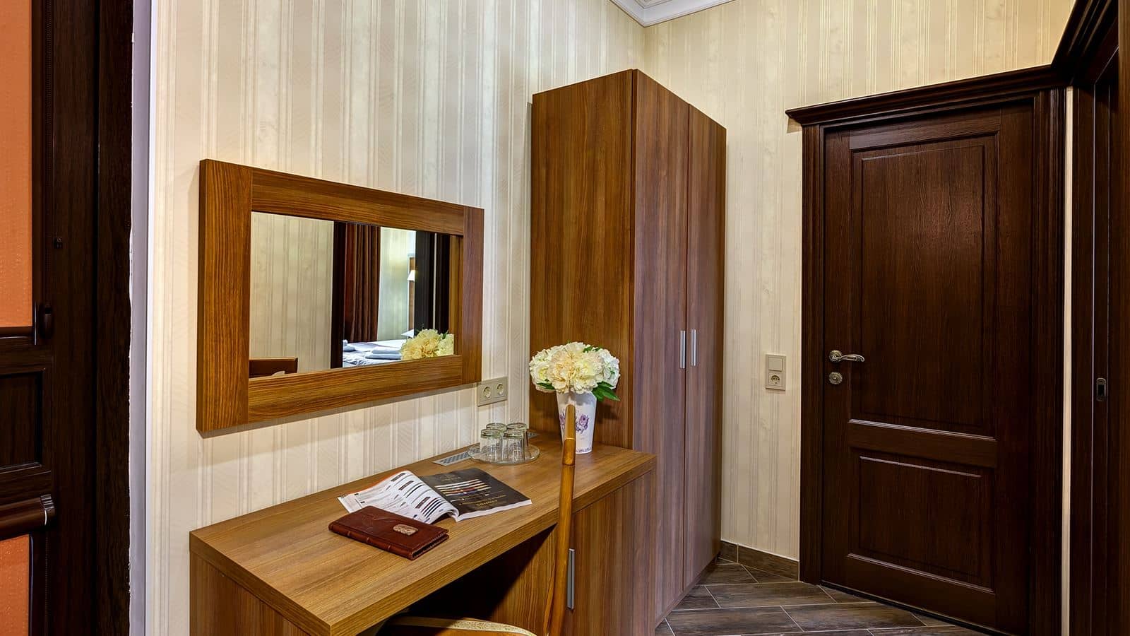 rooms-2-room-luxe