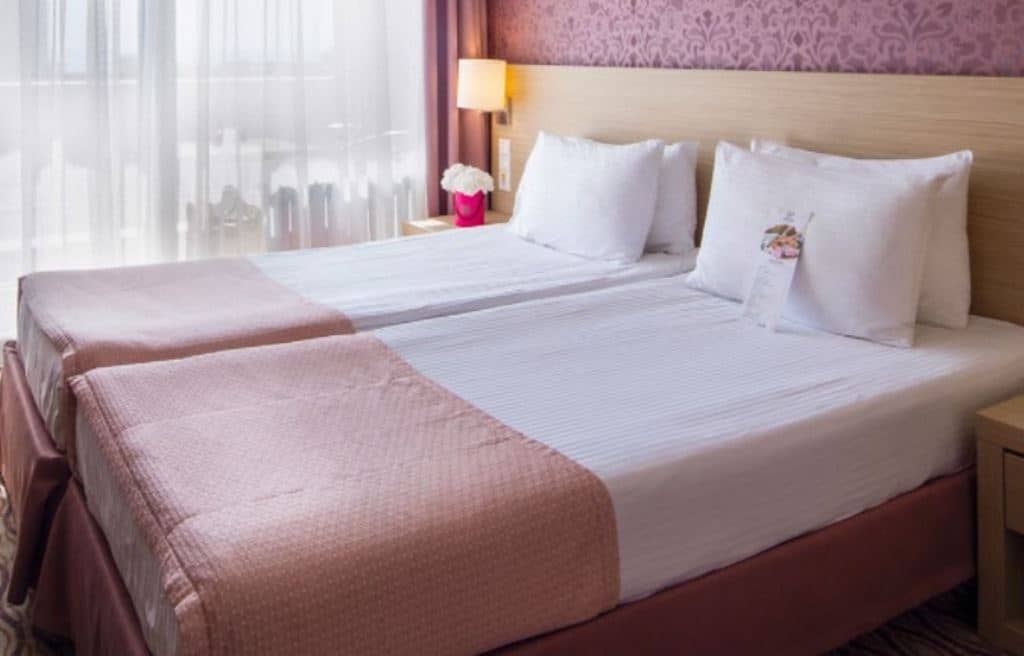 rooms-biznes