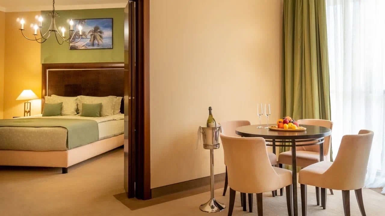 rooms-lux-club