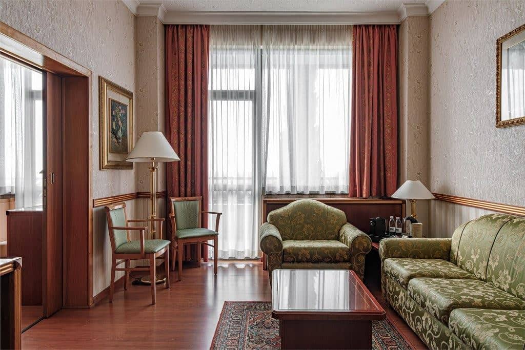 rooms-2-room-luxe