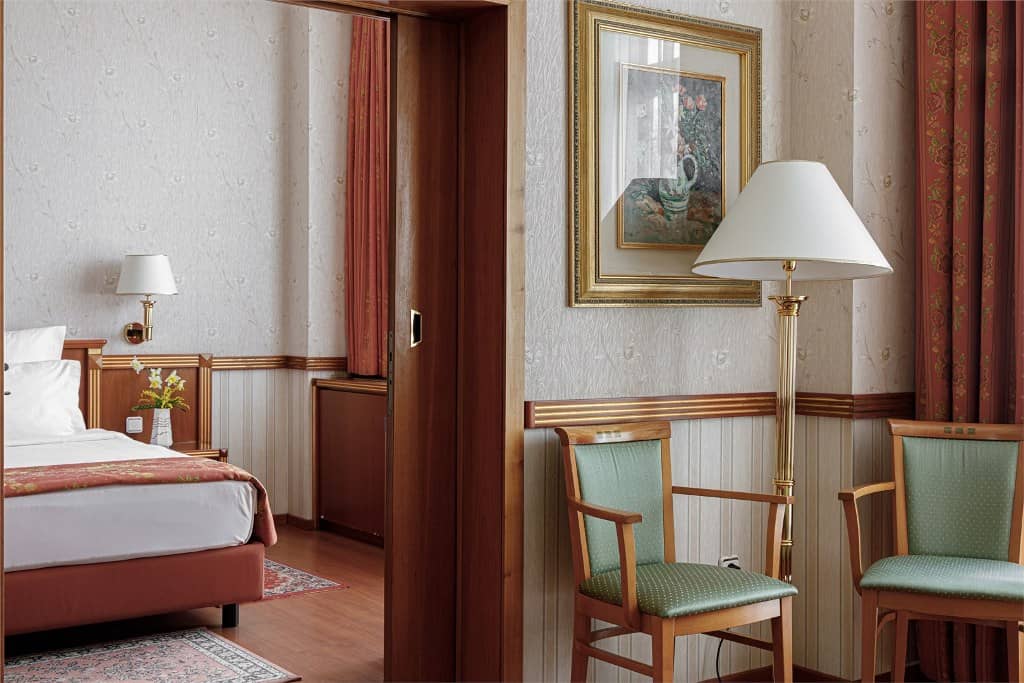 rooms-2-room-luxe