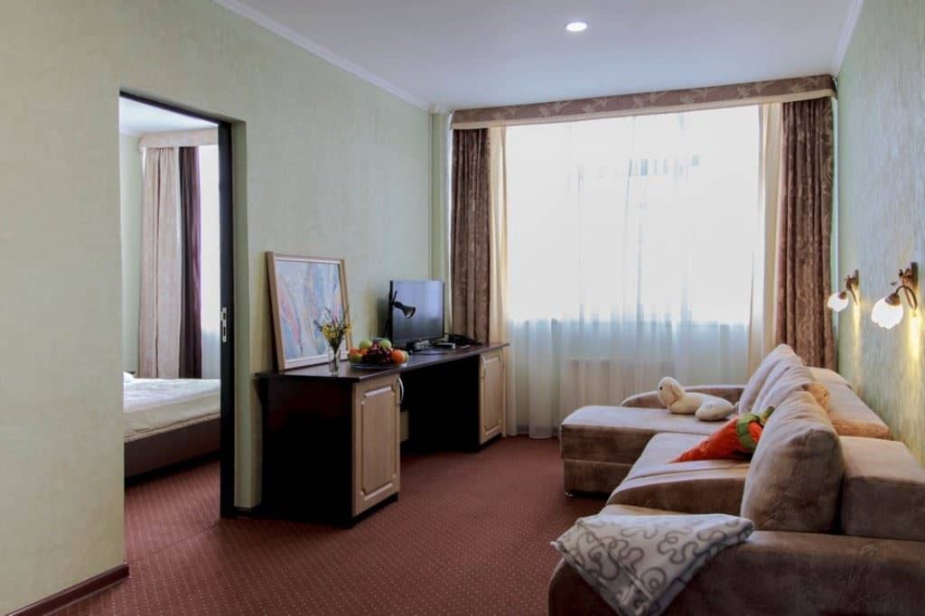 rooms-suite