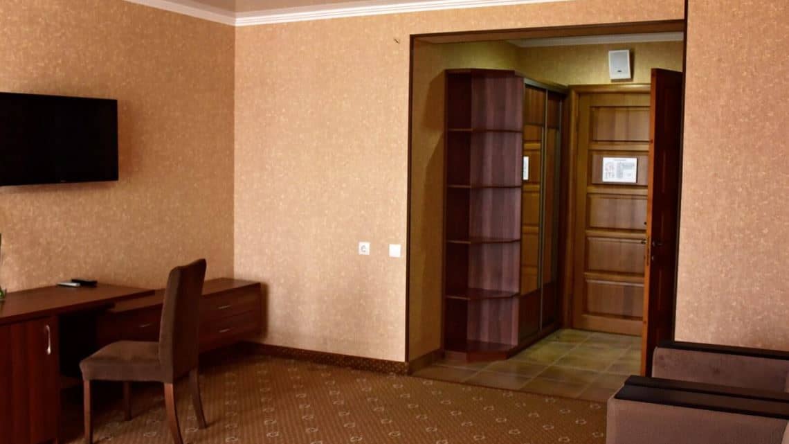 rooms-2mest-2-kom-delux
