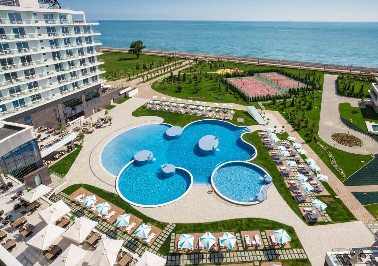 pools-outdoor-pool