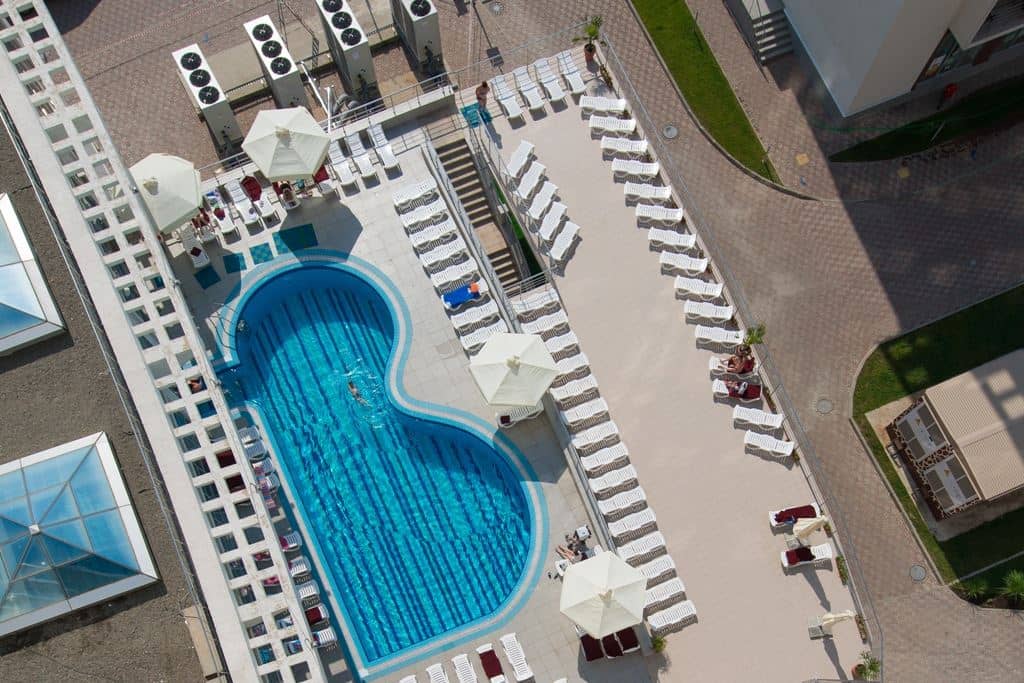 pools-outdoor-pool