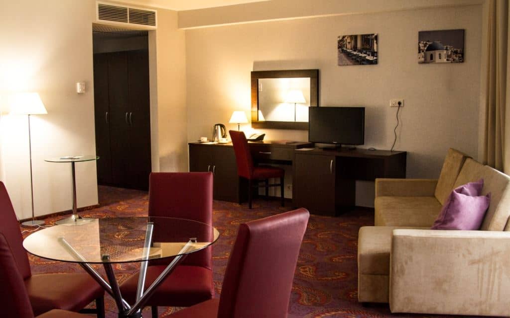 rooms-suite