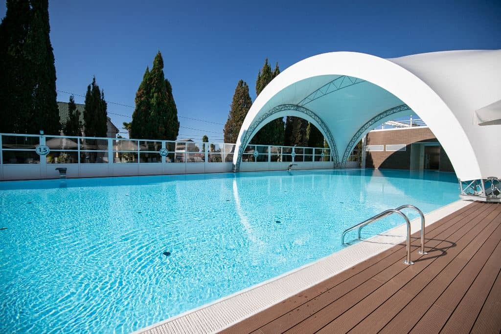pools-outdoor-pool