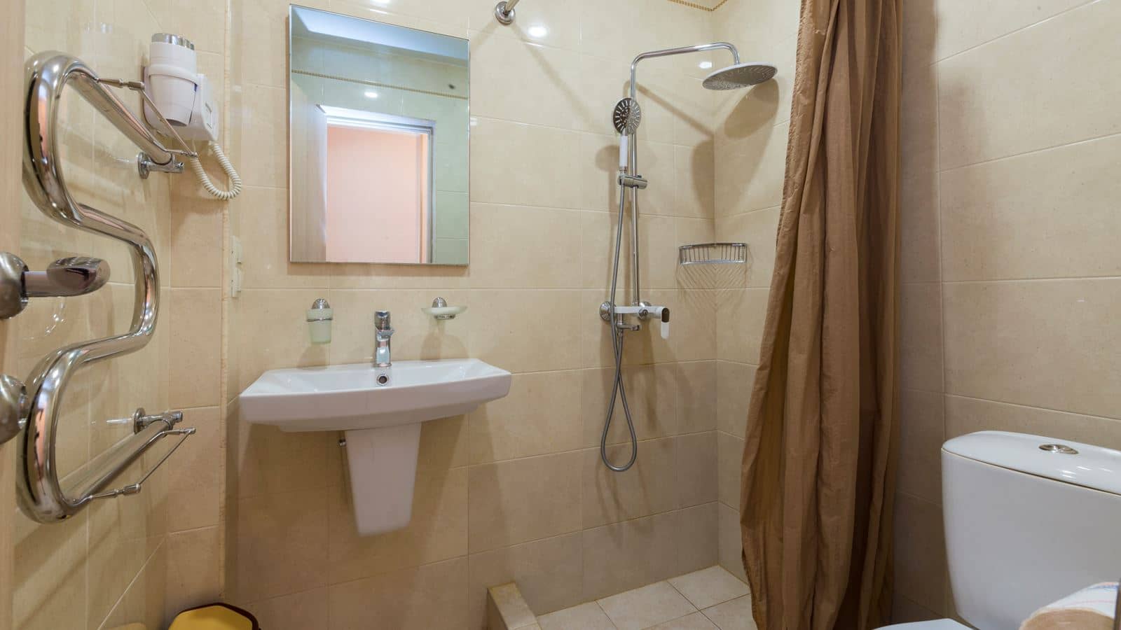 rooms-room-comfort-balcony