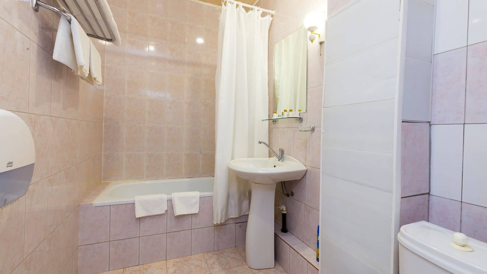 rooms-2-bedroom-standard-apartment