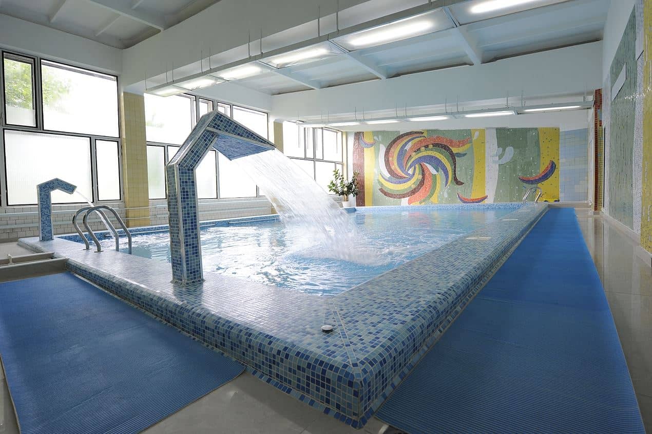 pools-indoor-pool
