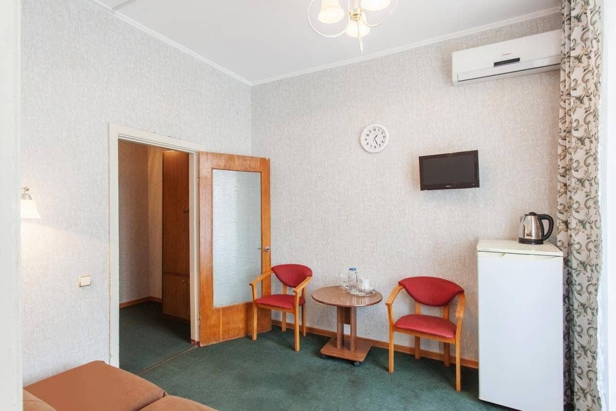 rooms-2-room-corpus-1
