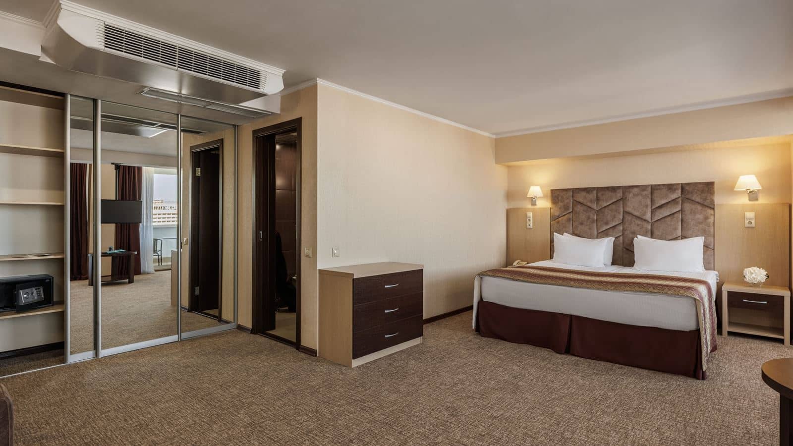 rooms-junior-suite
