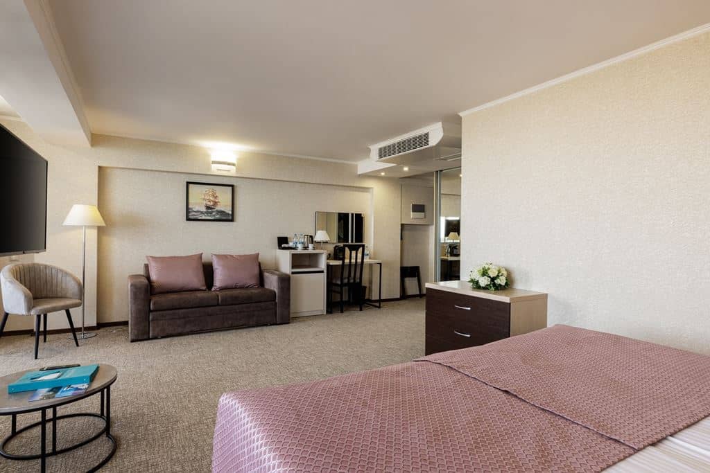 rooms-junior-suite