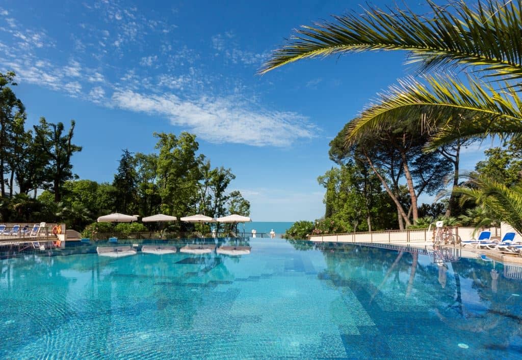 pools-outdoor-pool
