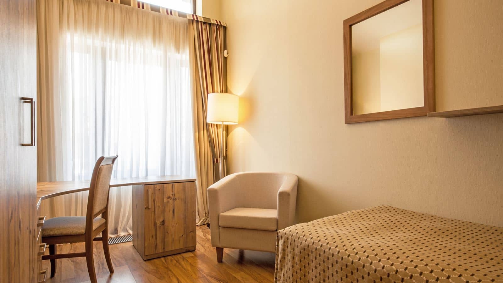 rooms-apartament-4-bedrooms