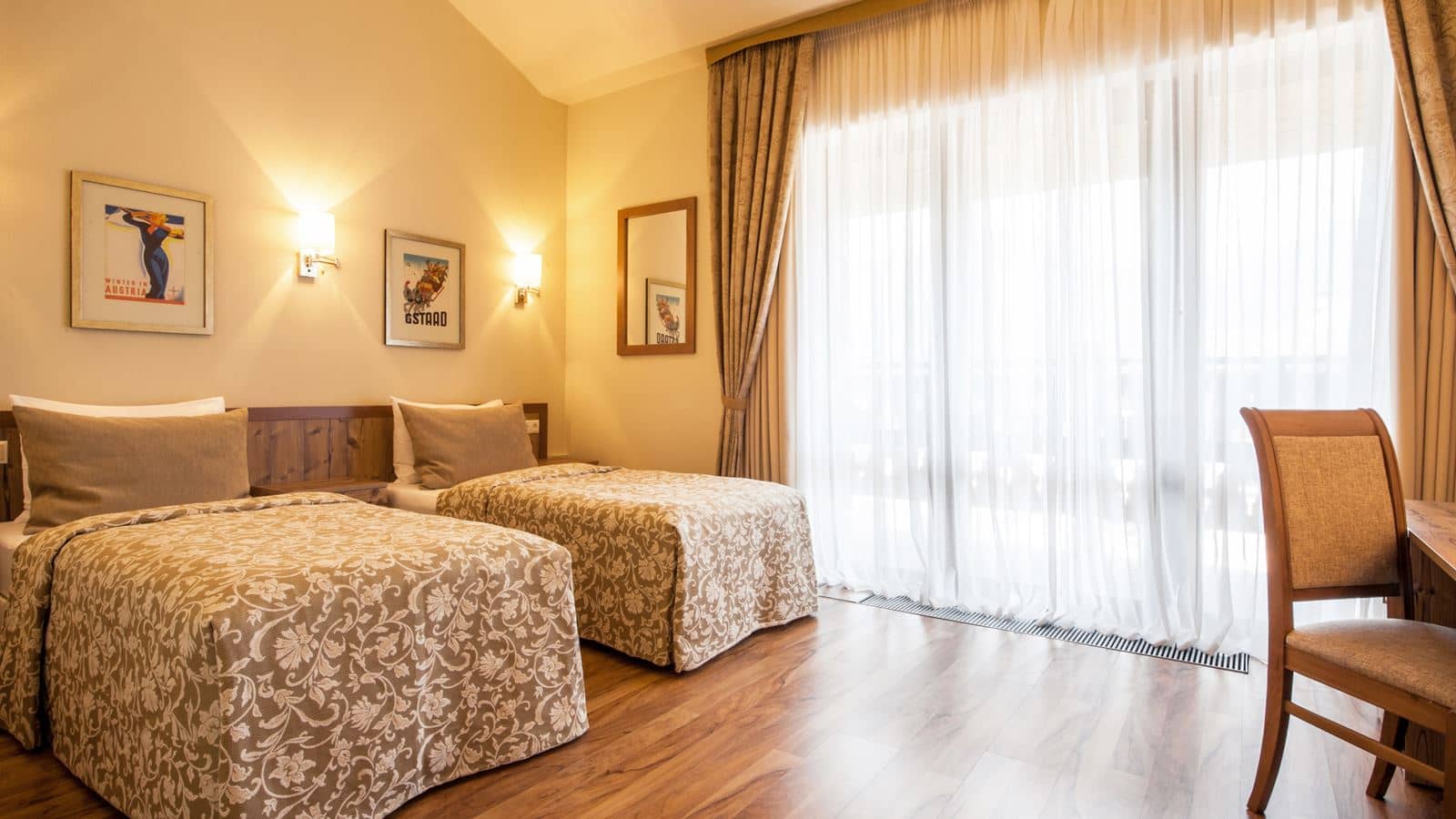 rooms-apartament-4-bedrooms