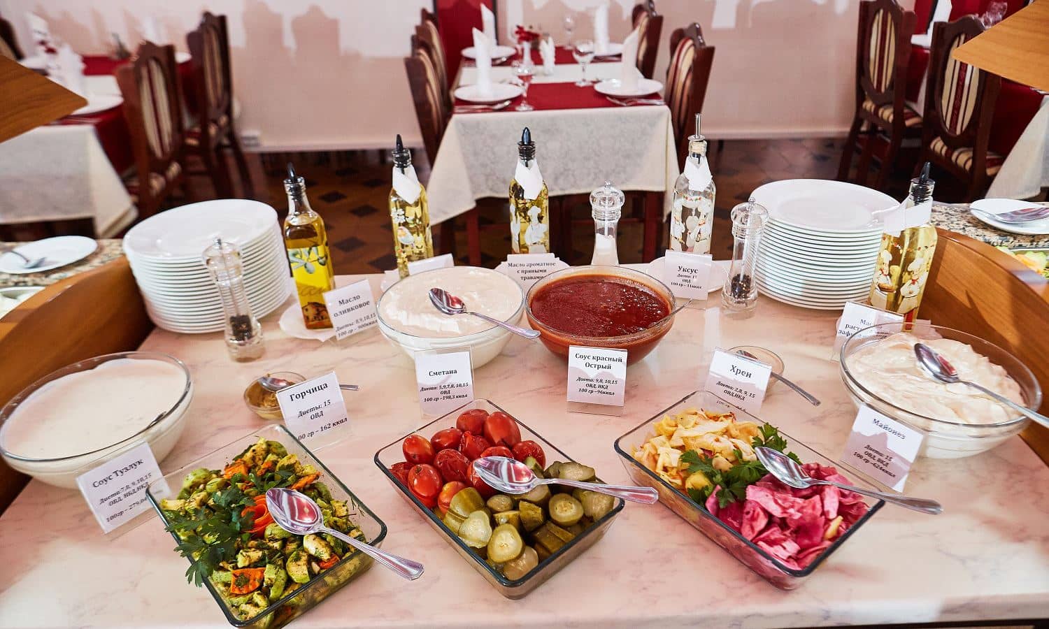 restaurants-obedennyi-zal