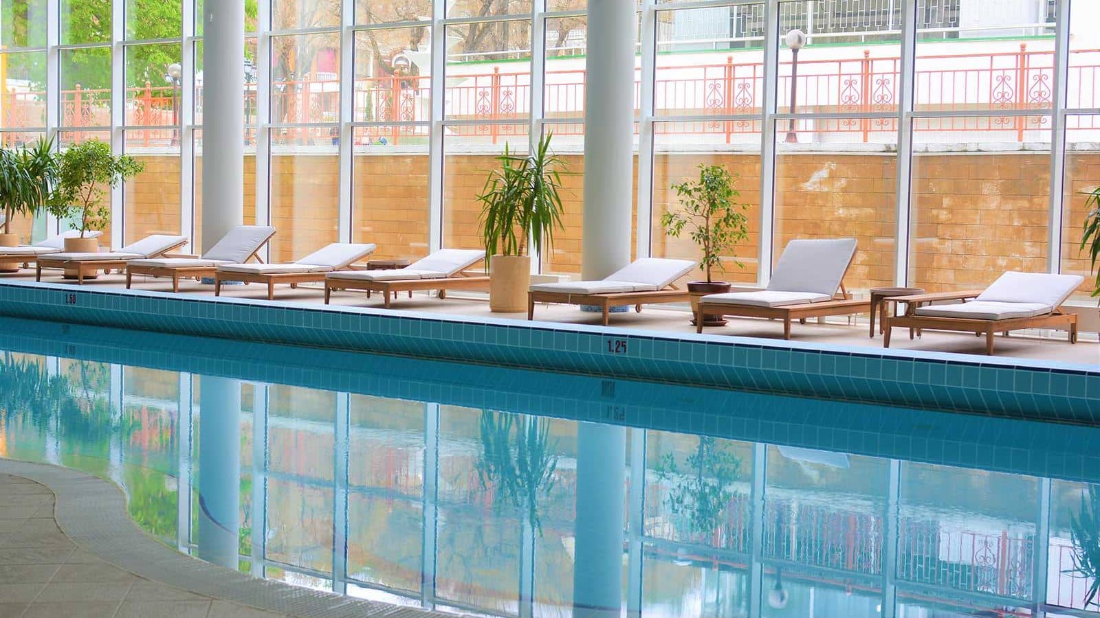 pools-indoor-pool