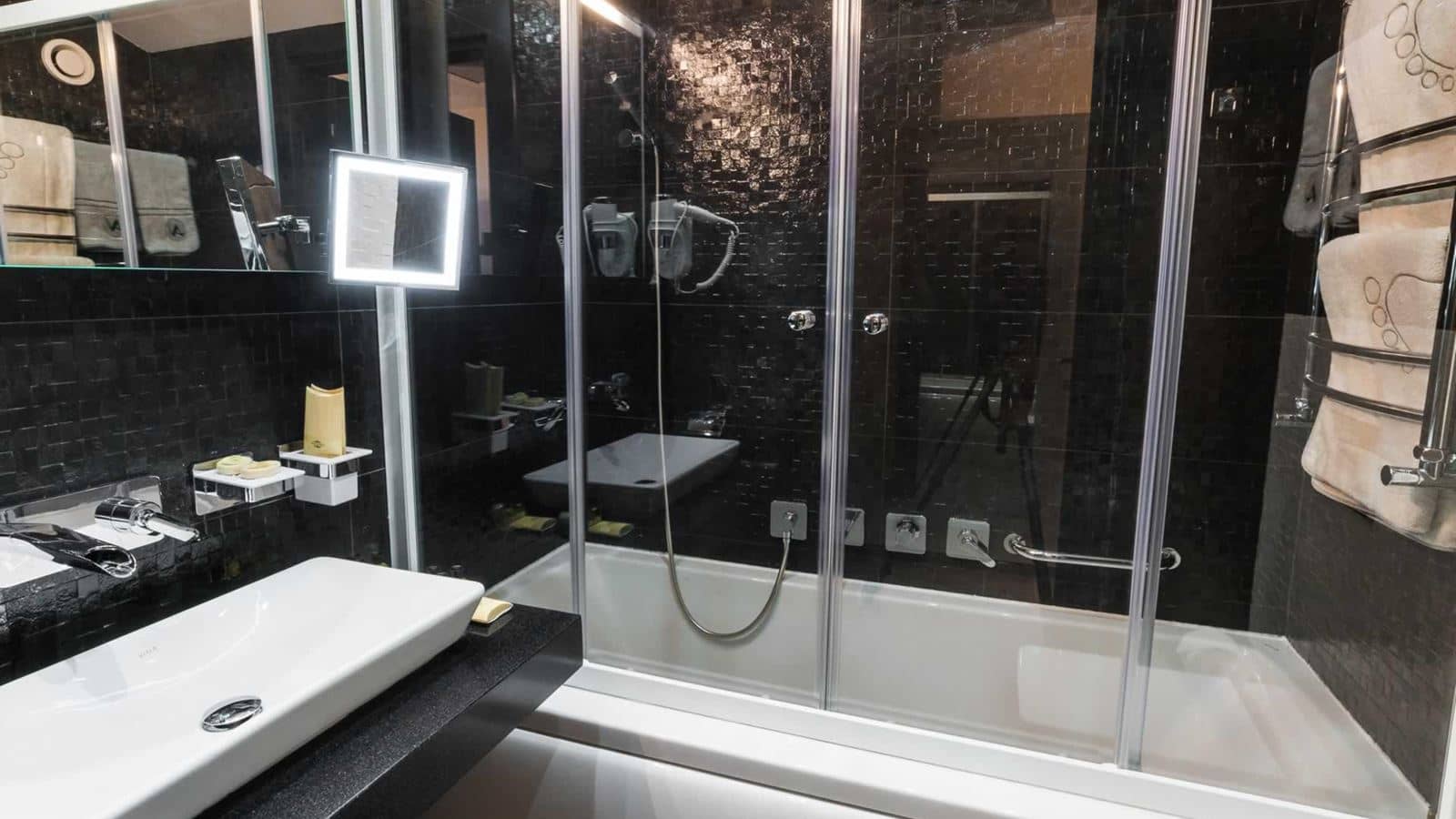 rooms-suite