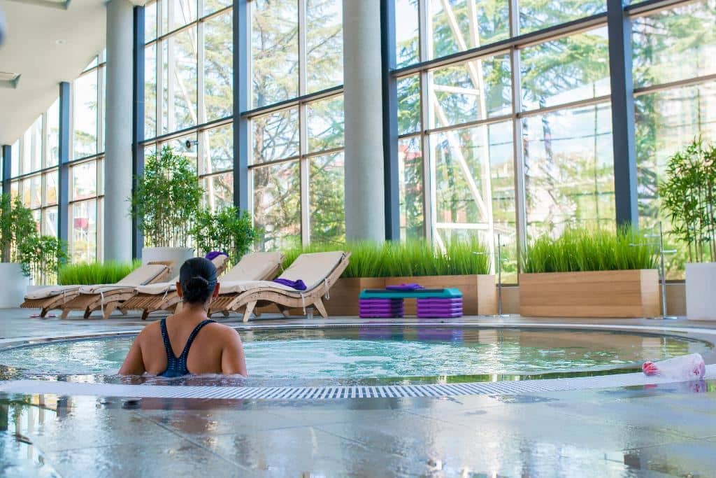 pools-indoor-pool