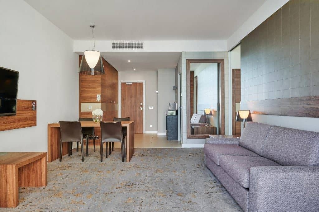 rooms-suite-superior
