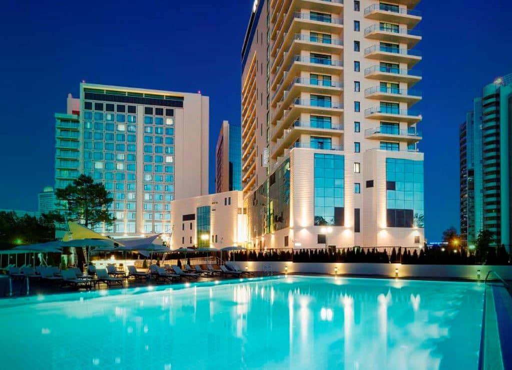 pools-outdoor-pool