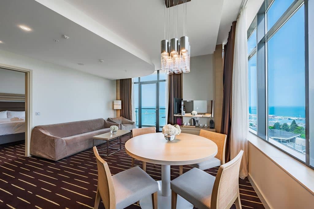rooms-suite