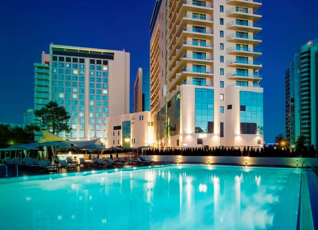 pools-outdoor-pool