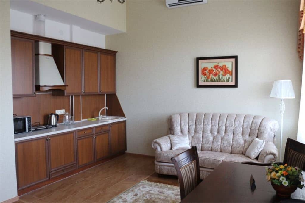 rooms-2-mest-2-komn-deluxe