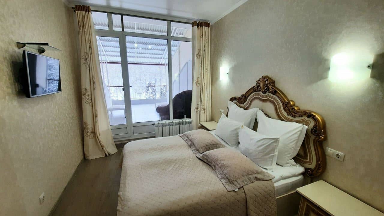 rooms-2-mest-2-komn-luxe