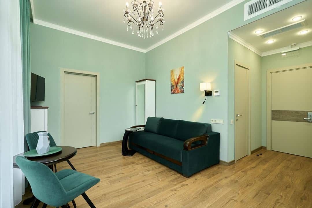 rooms-2-mest-2kom-luxe-komfort