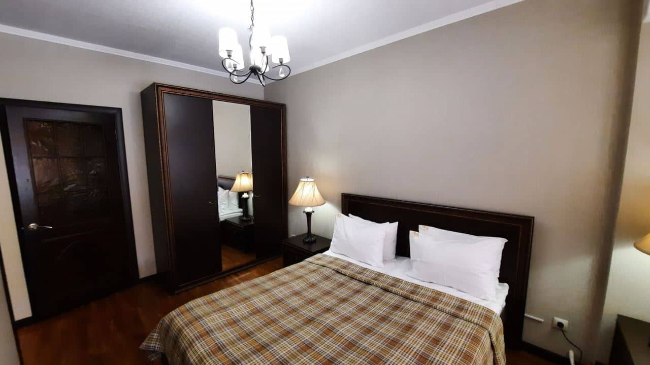 rooms-family-room
