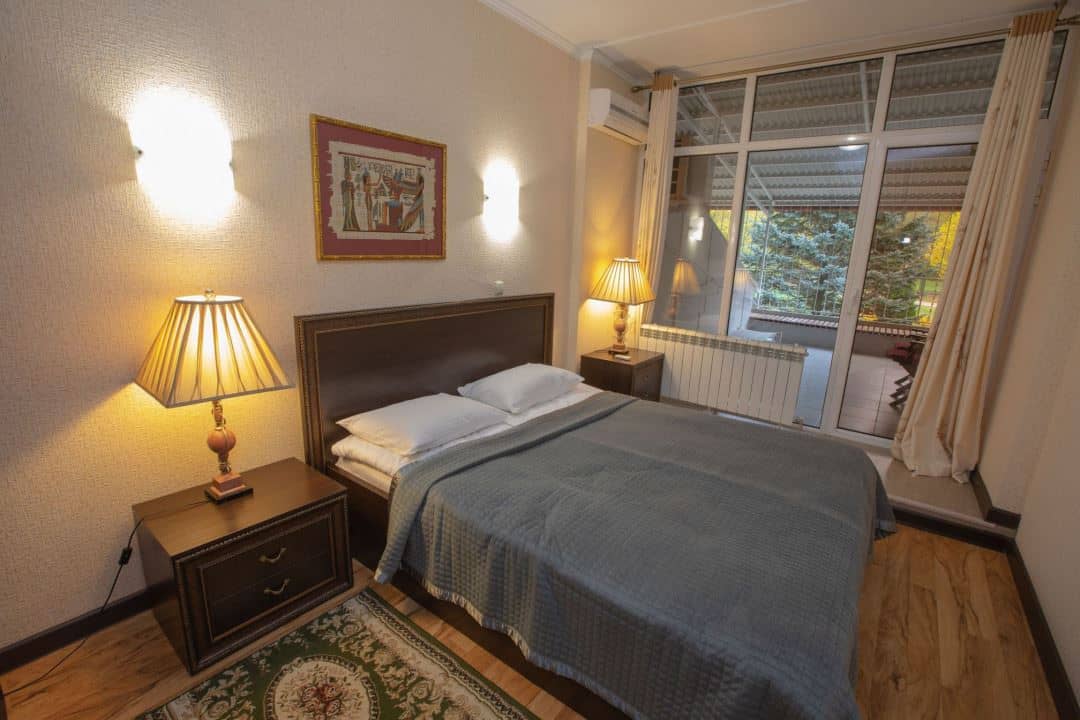 rooms-family-room