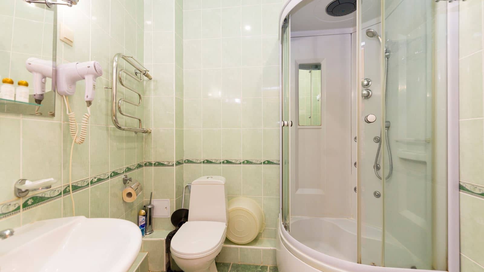 rooms-2-rooms-poluluxe