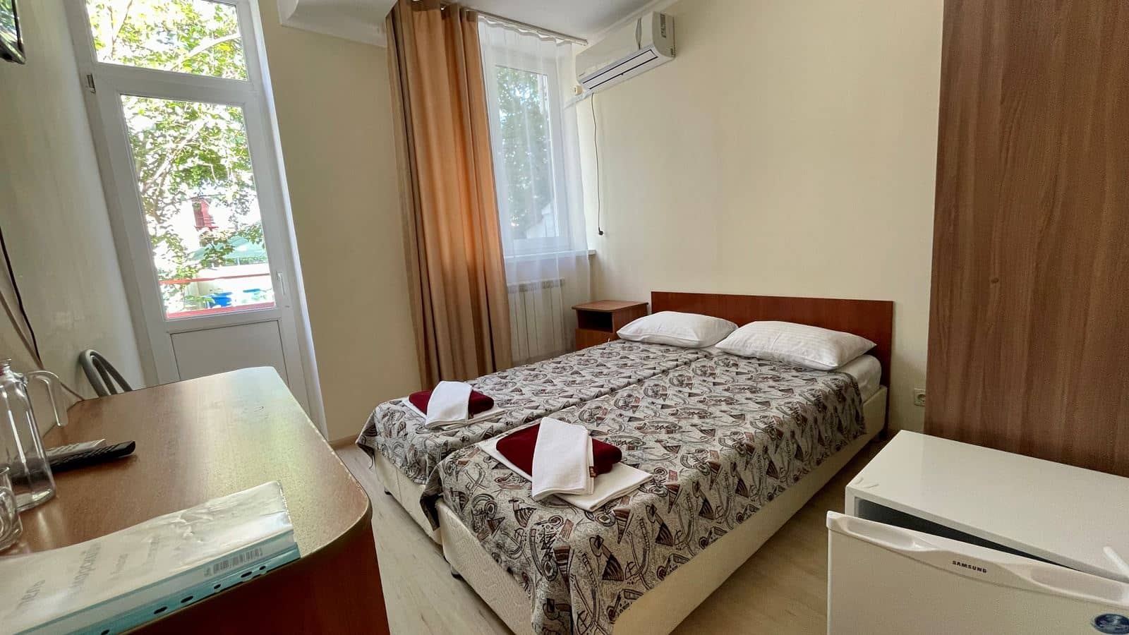 rooms-2bed-standard