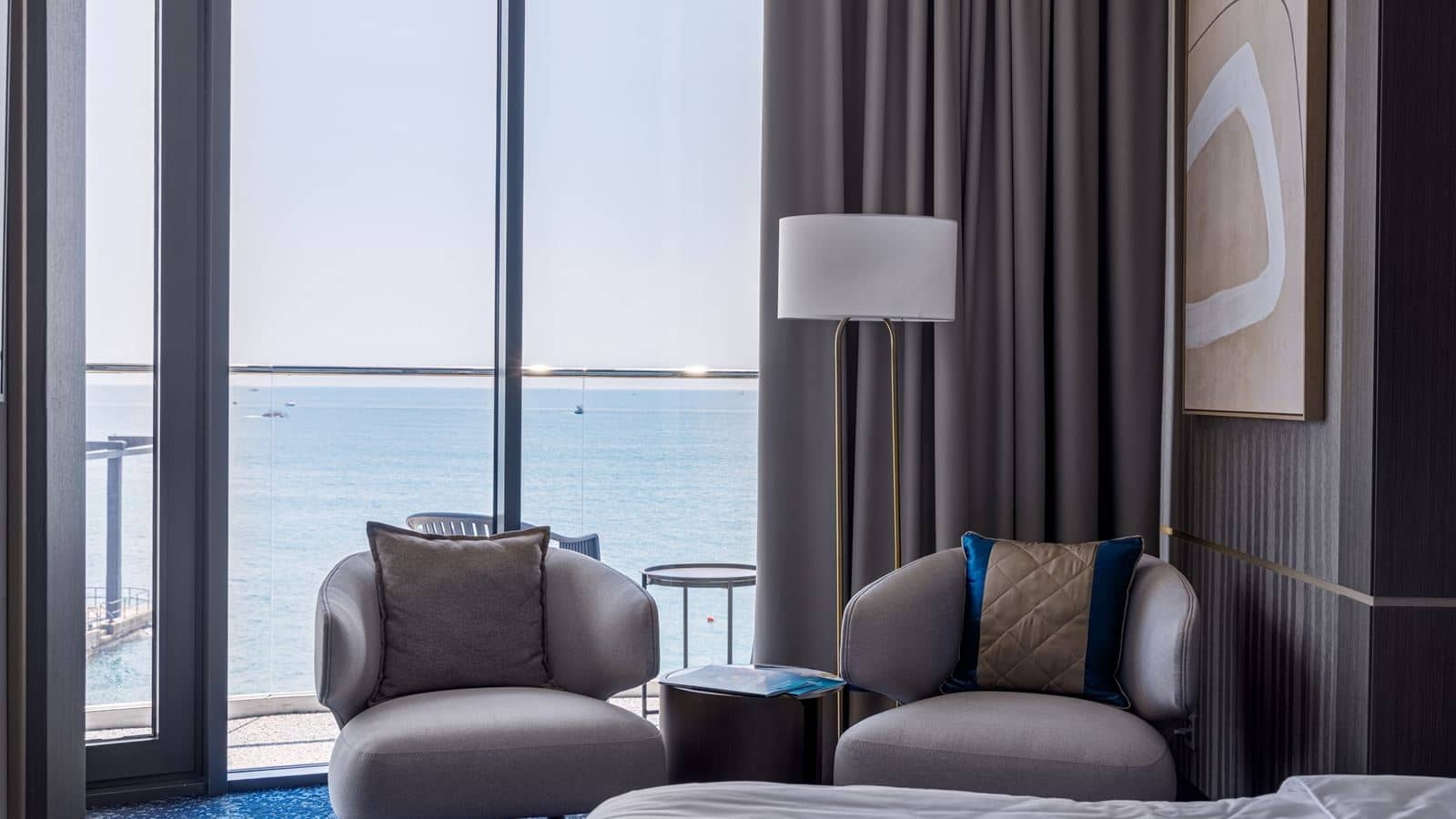 rooms-junior-beach