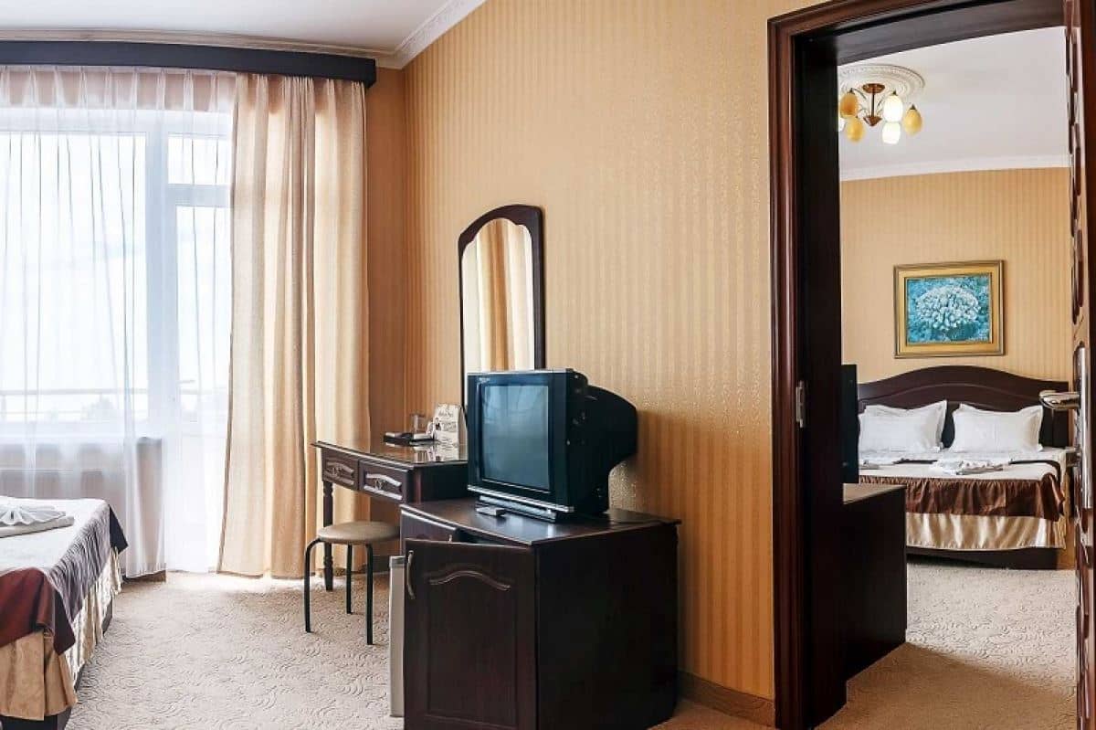 rooms-room-family