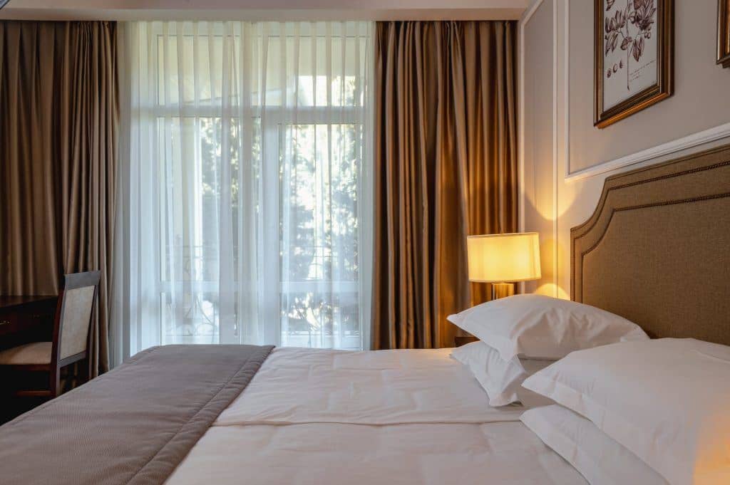 rooms-room-standard