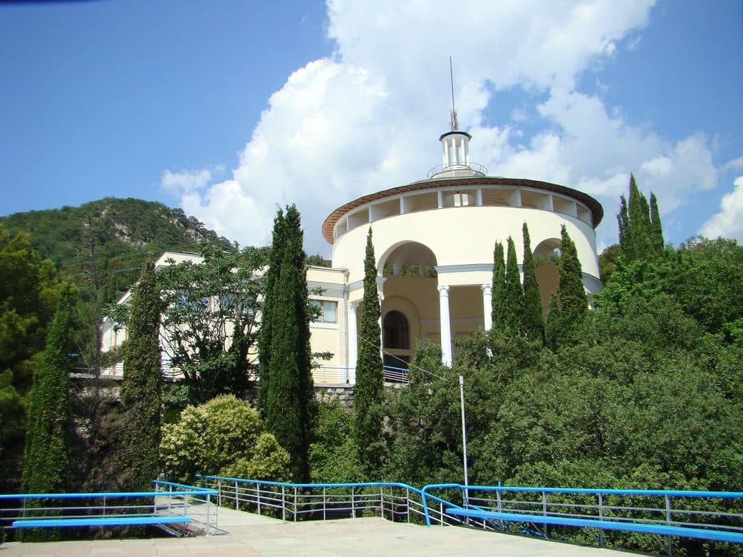 general-main-building
