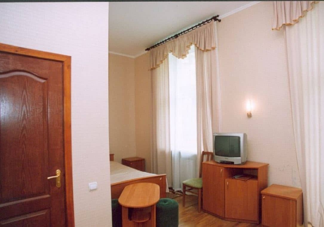 rooms-room-standard-single-typed