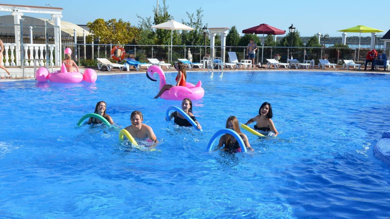 pools-outdoor-pool