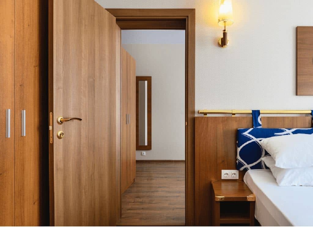 rooms-4bed-combined-building-8