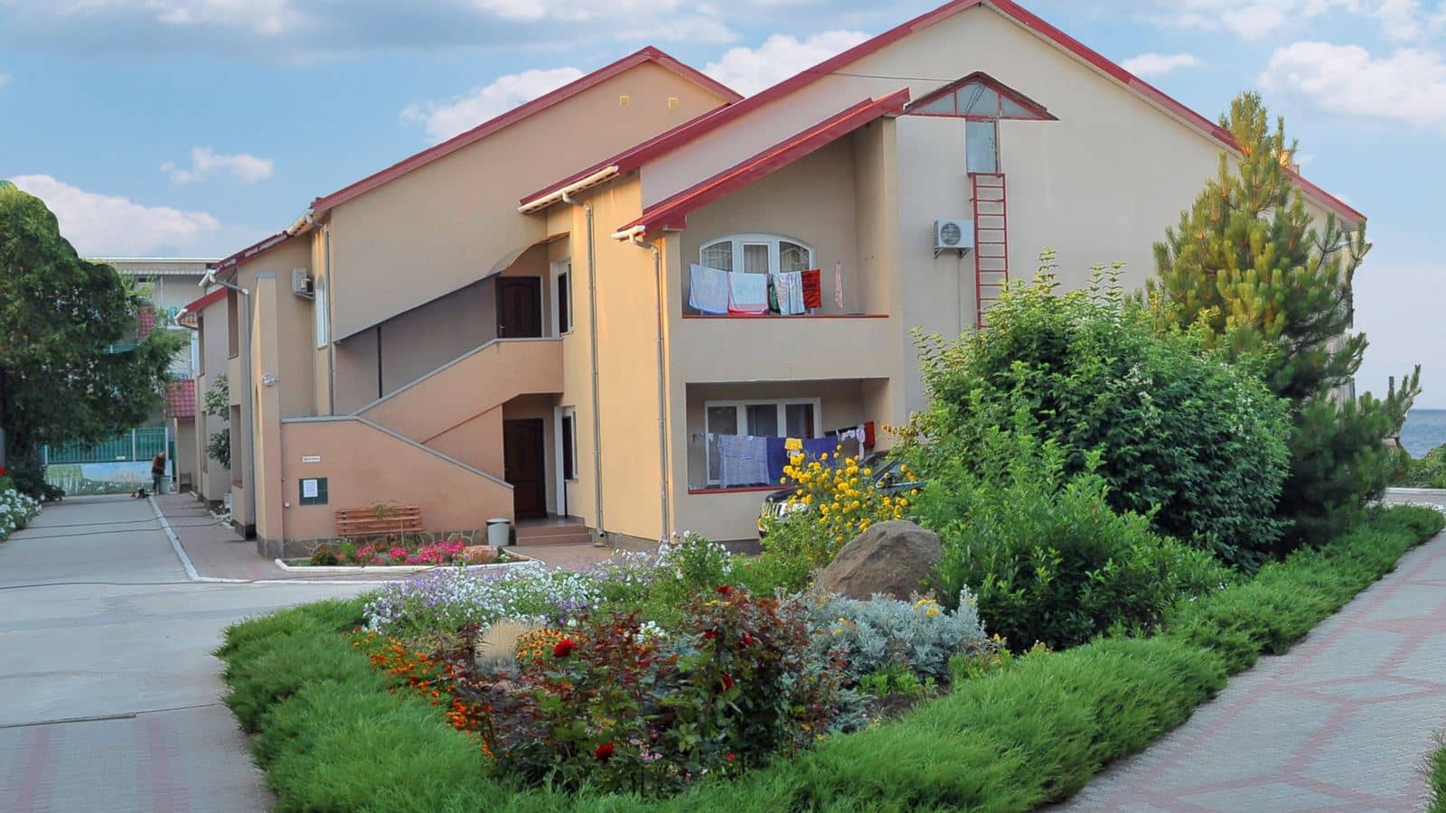 general-annex-building