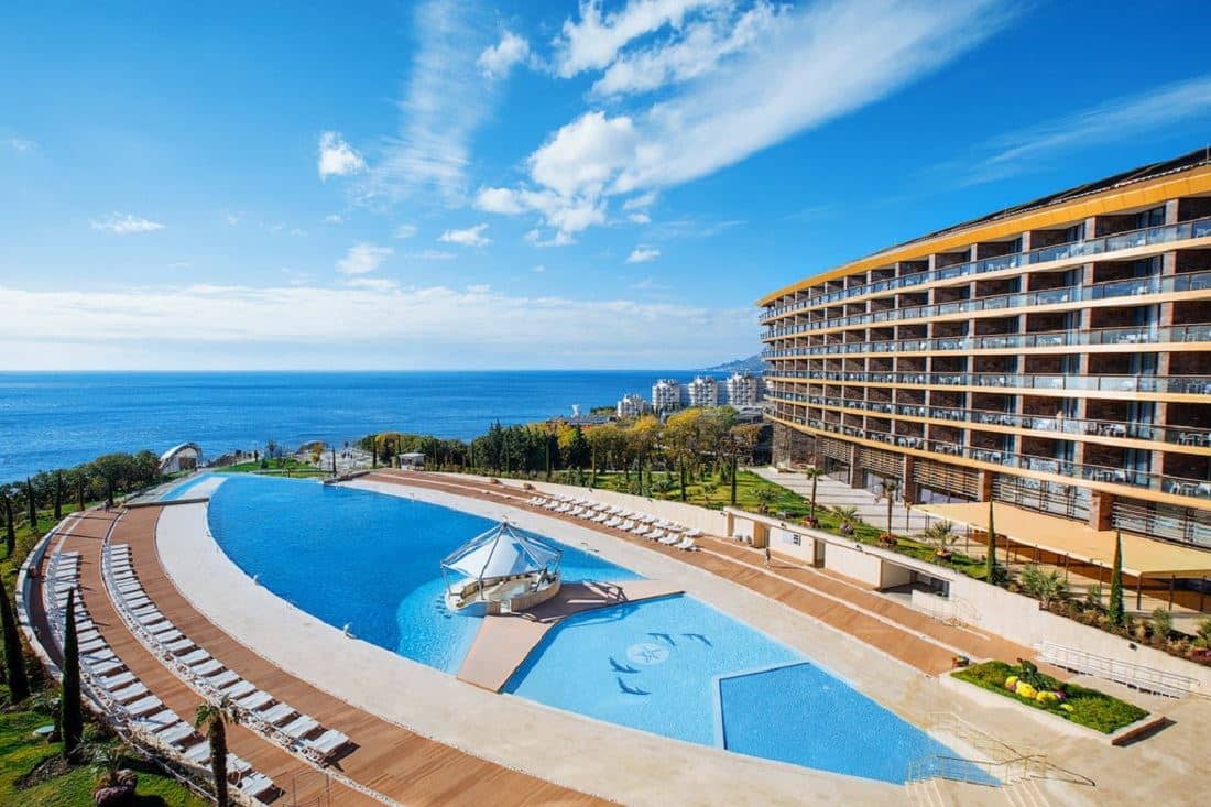 pools-outdoor-pool