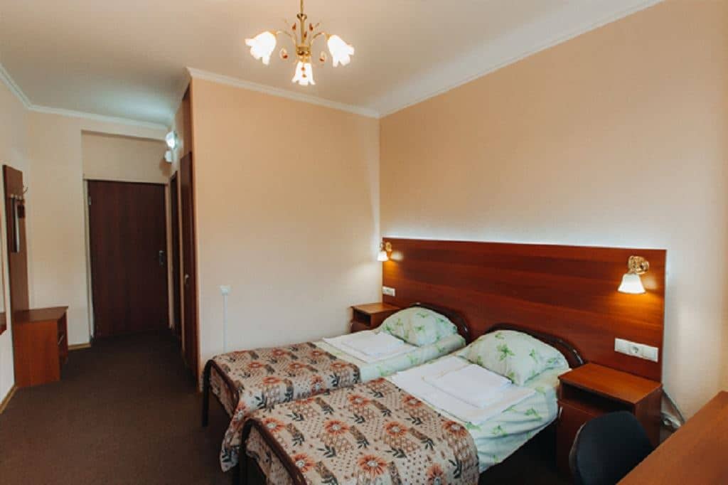 rooms-economy