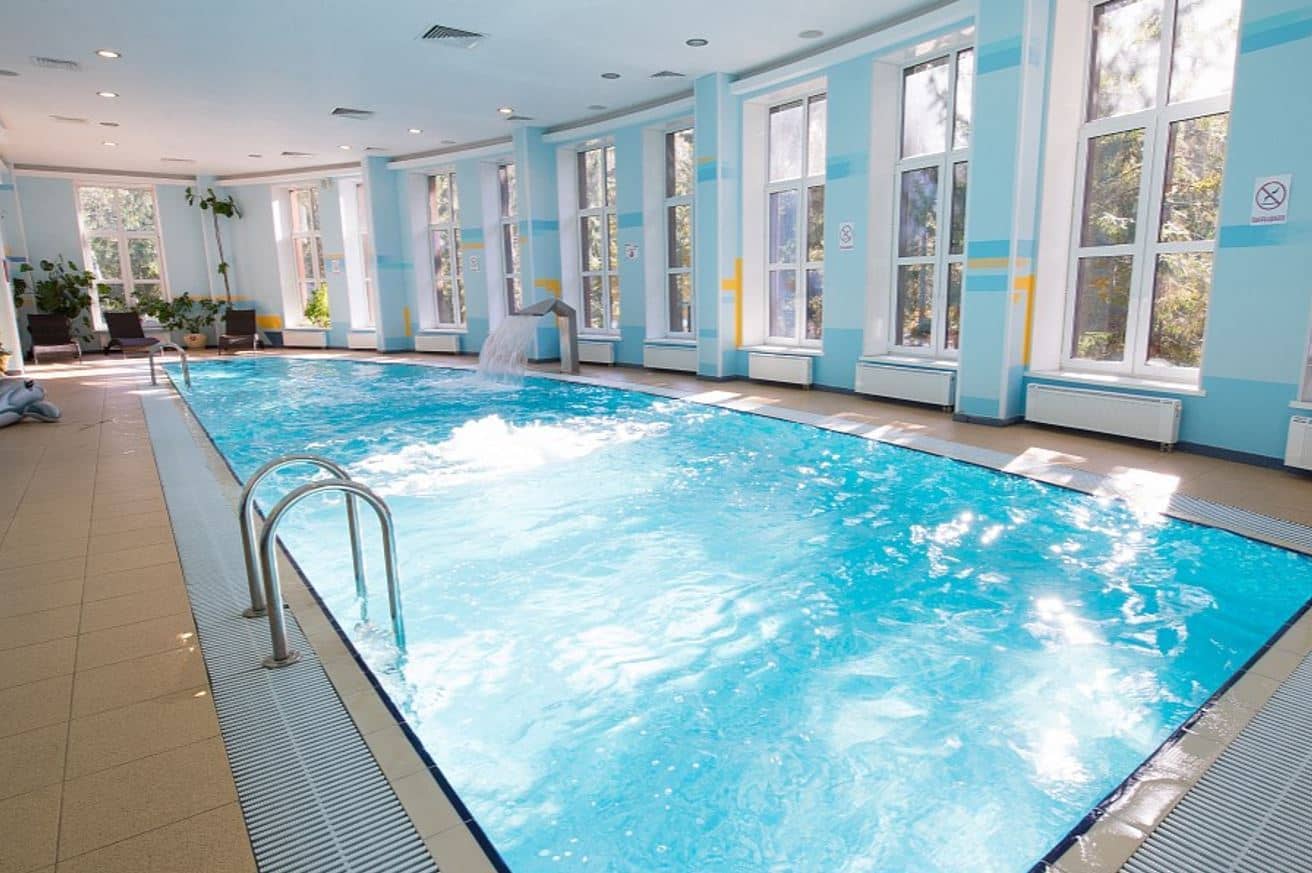 pools-indoor-pool